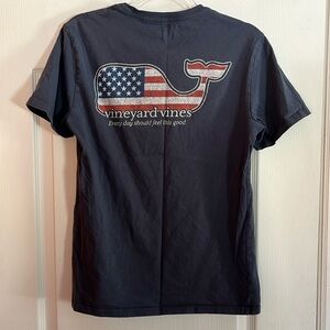 🐳 VINEYARD VINES Men’s XS Short Sleeve T • Americana Whale • NWOT